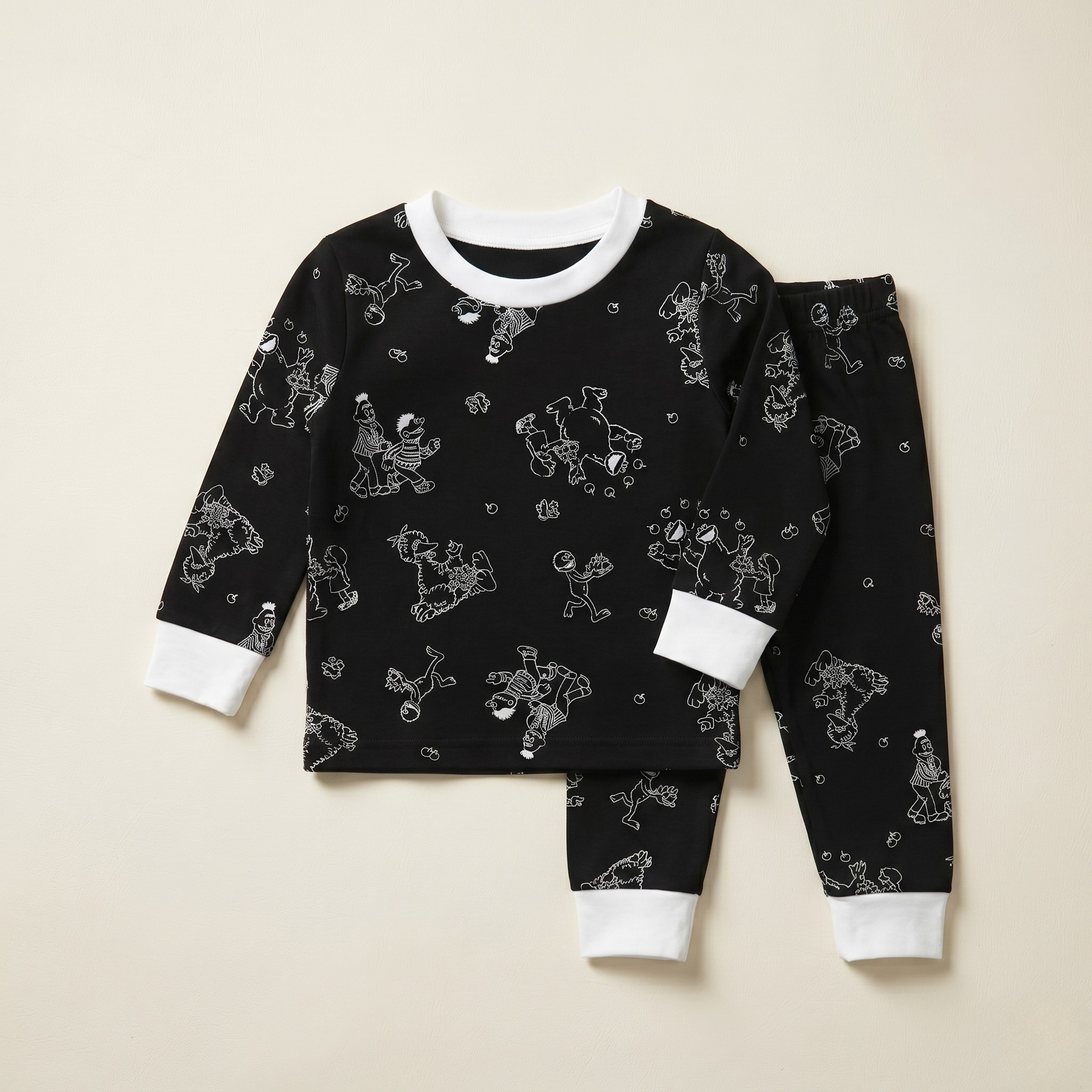 Sesame Black Kids L/S Pajamas