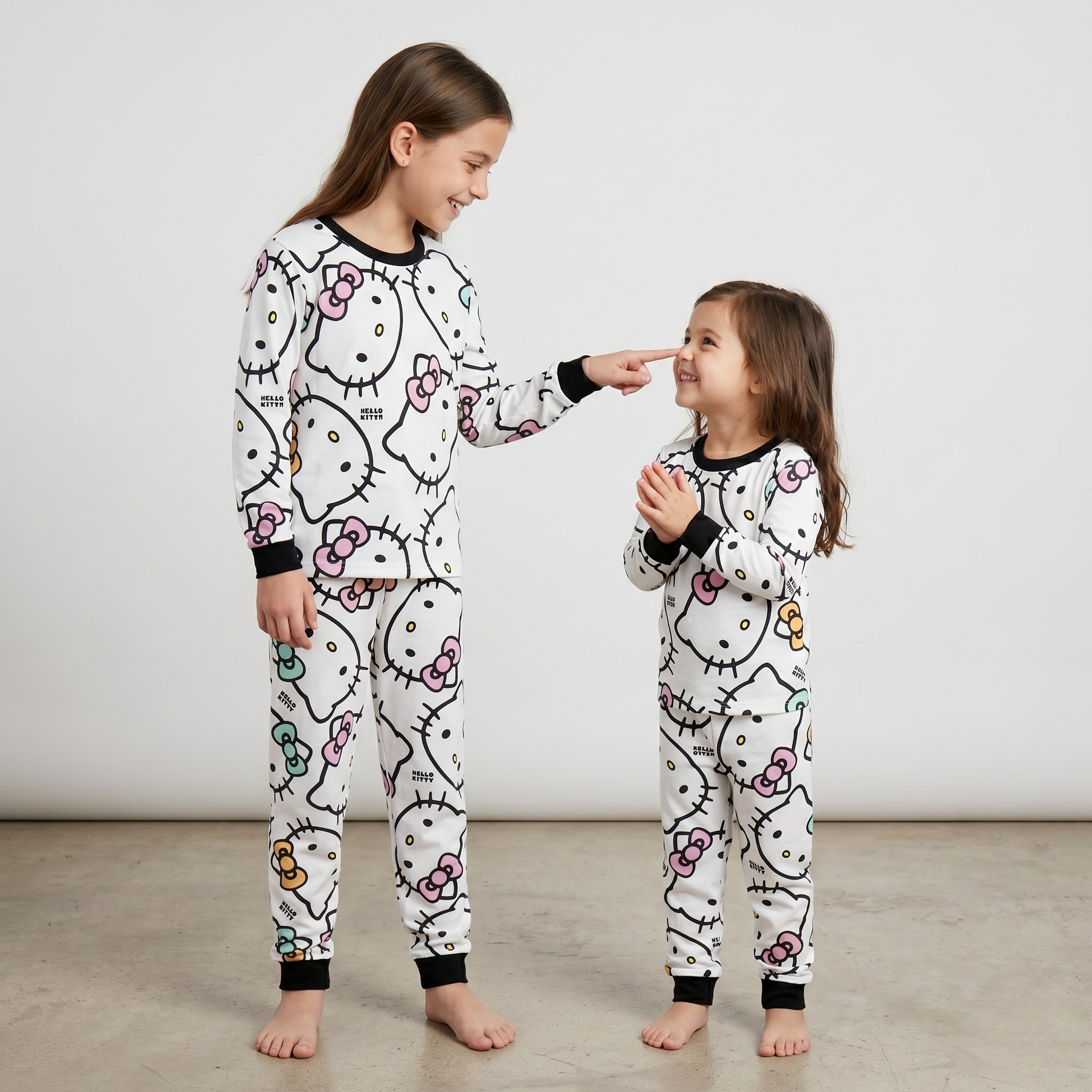 Kitty Outline Kids L/S Pajamas