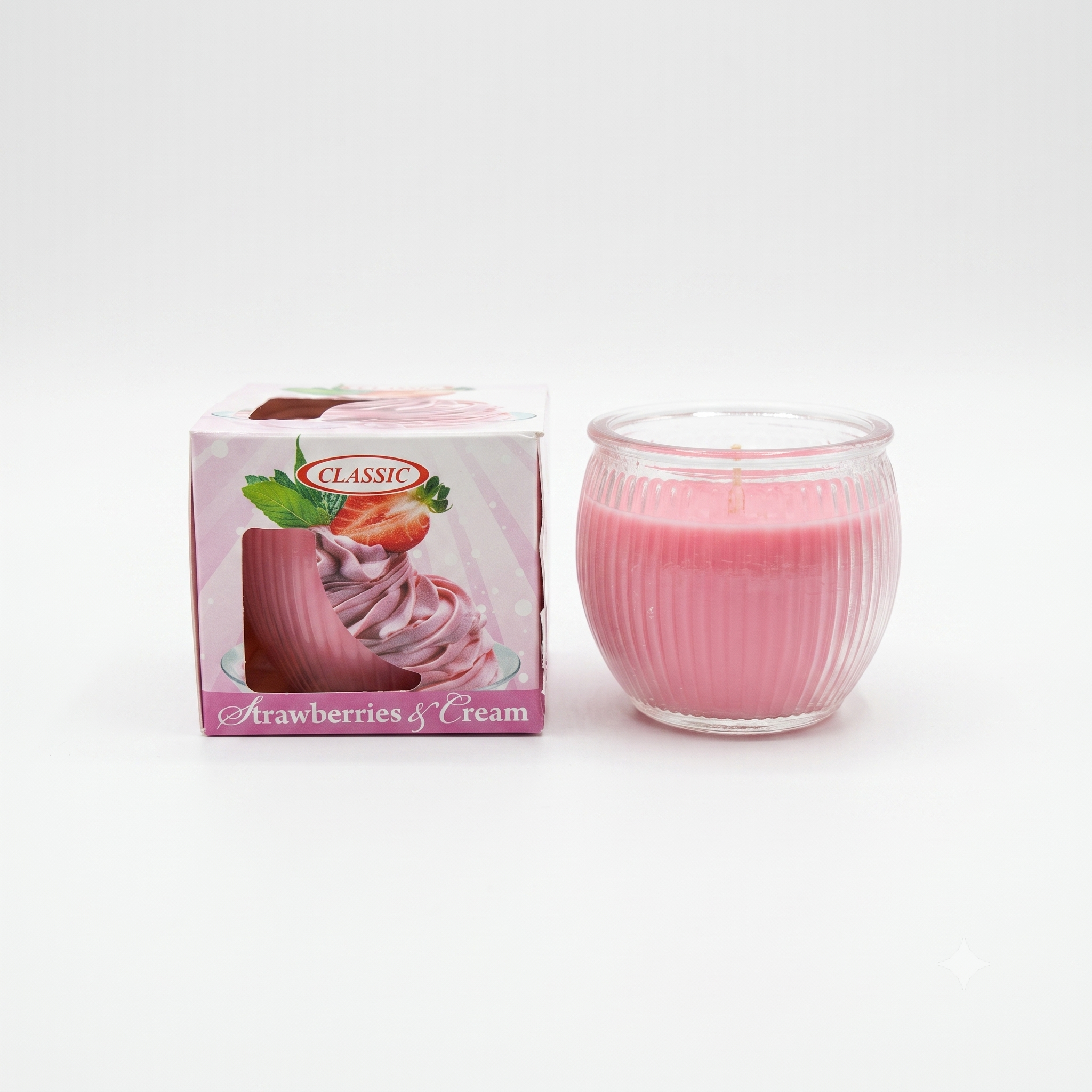 Classic Strawberry Scented Candle CCL1477