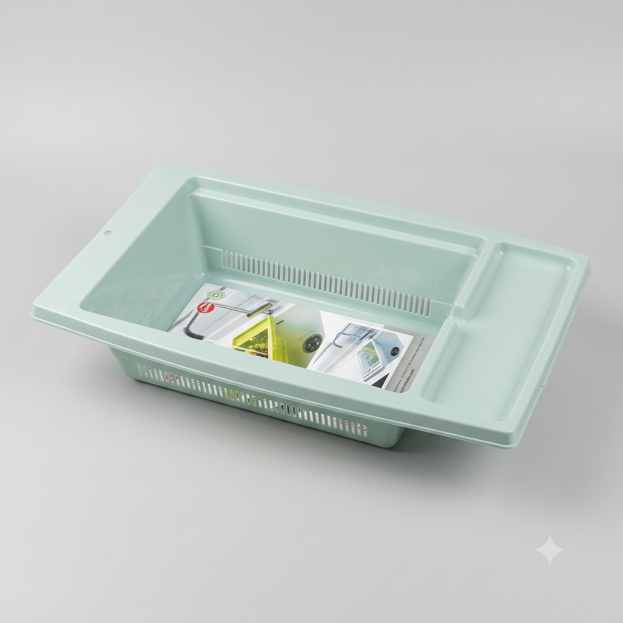Pill Box with Lid 1.6 Liter Firm