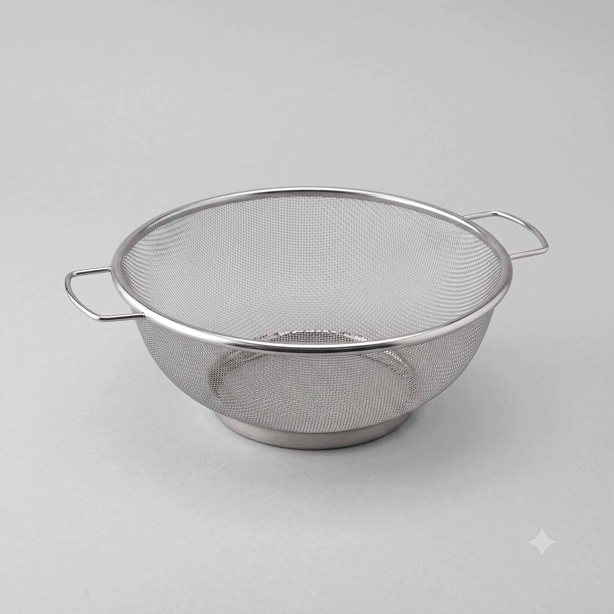 Stainless steel vegetable strainer with two handles, 24.5 cm