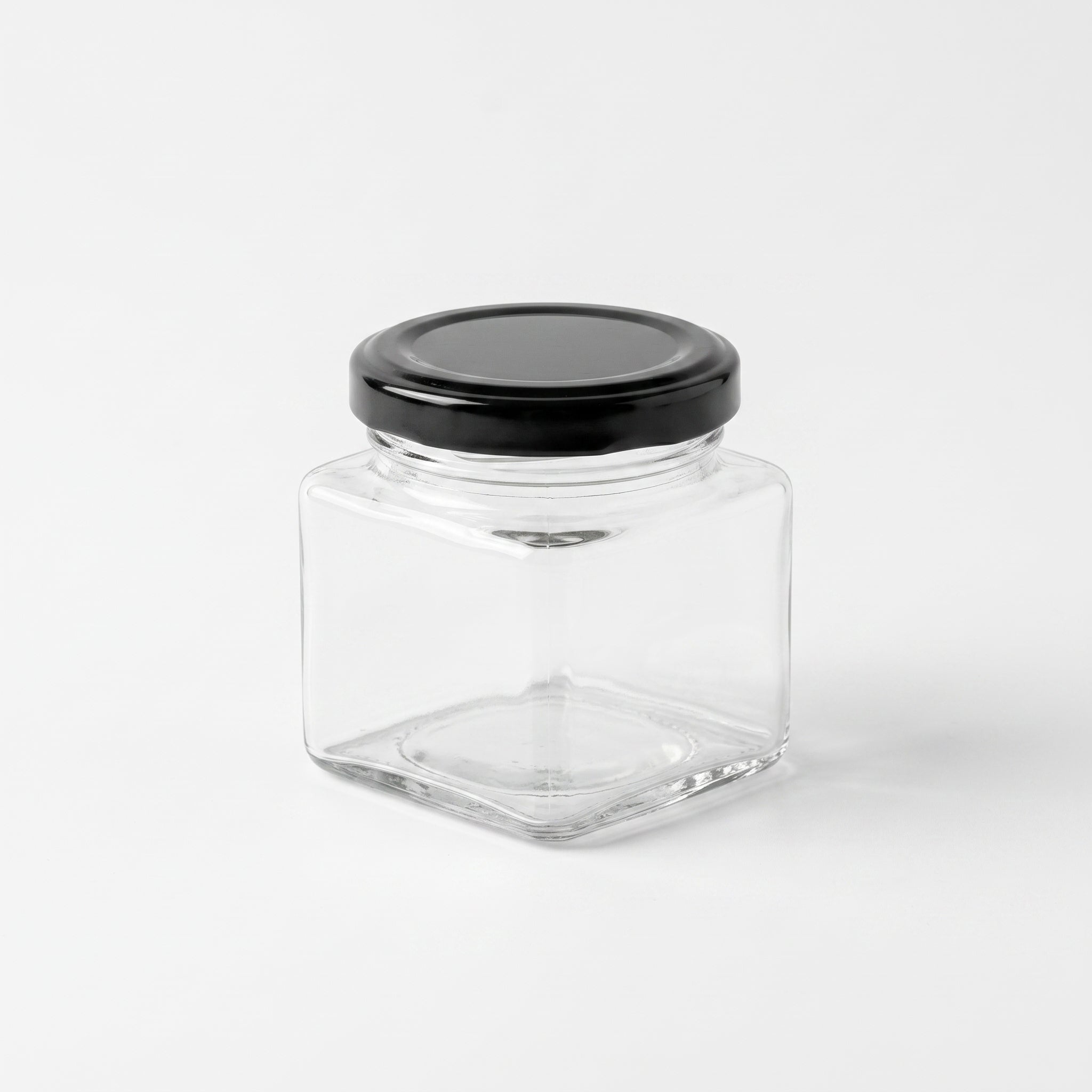 Pot with lid 16 cm