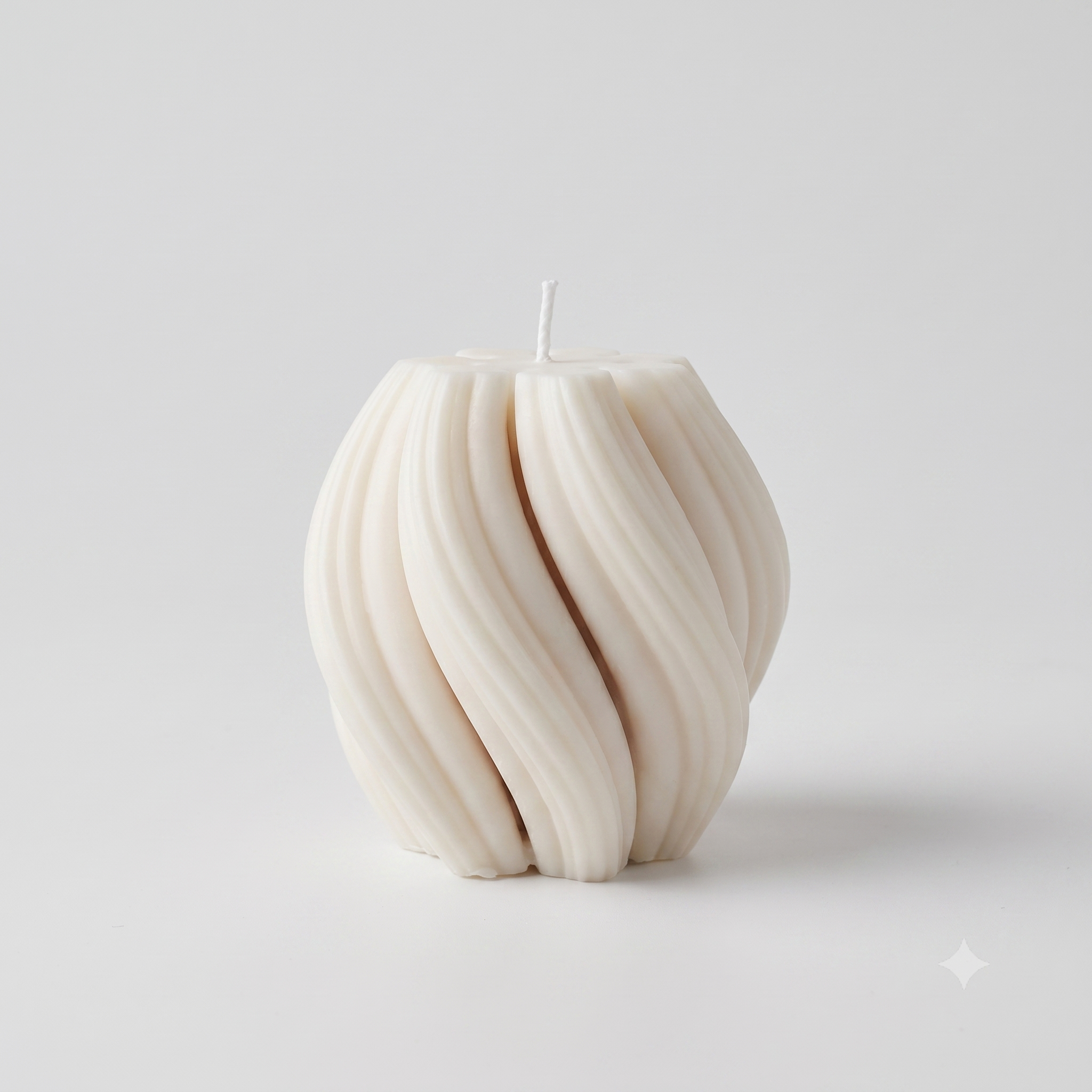White wide ribbed candle 12CM scented - HM23-552-2