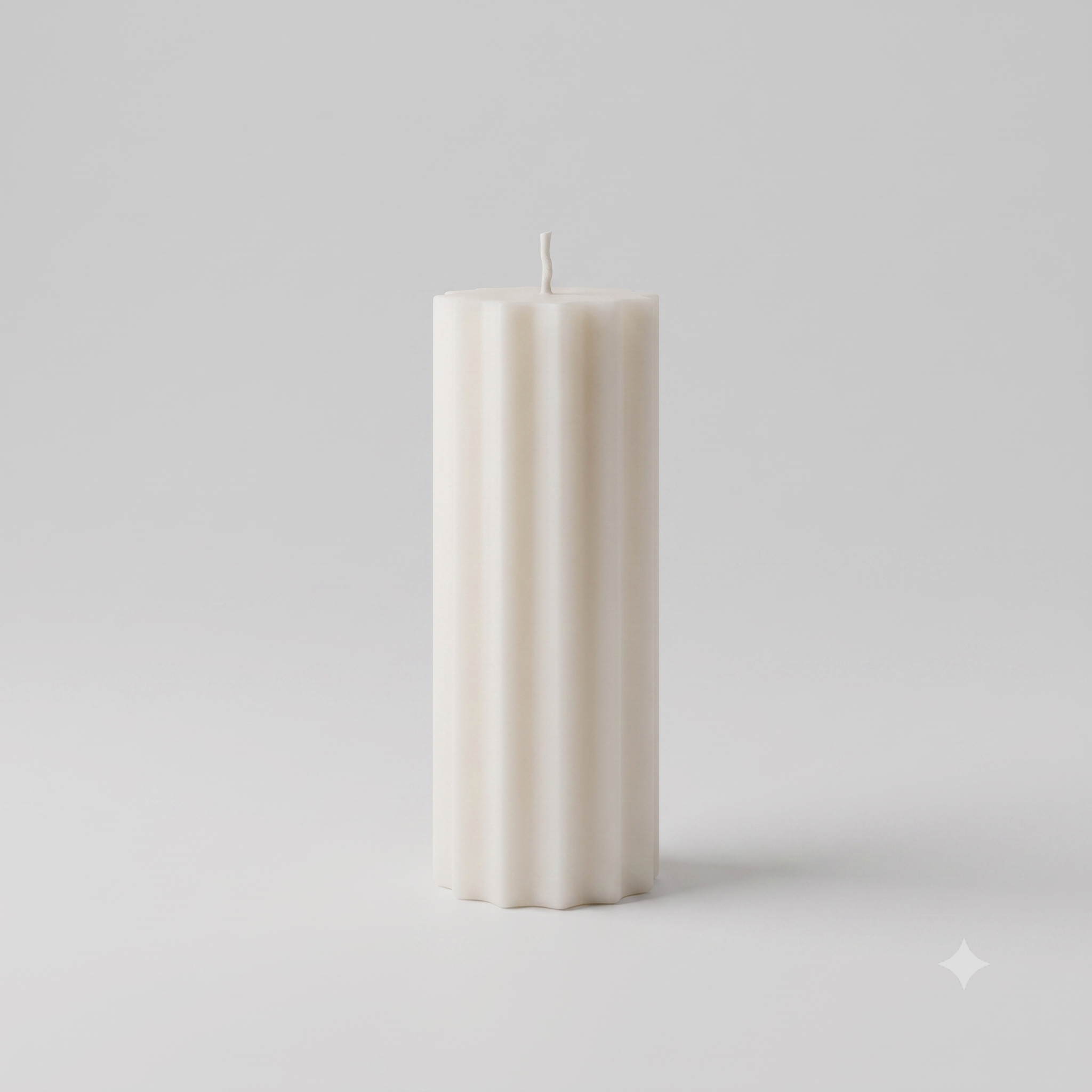 شمع ابيض مضلع 15CM معطر - HM23-550-1