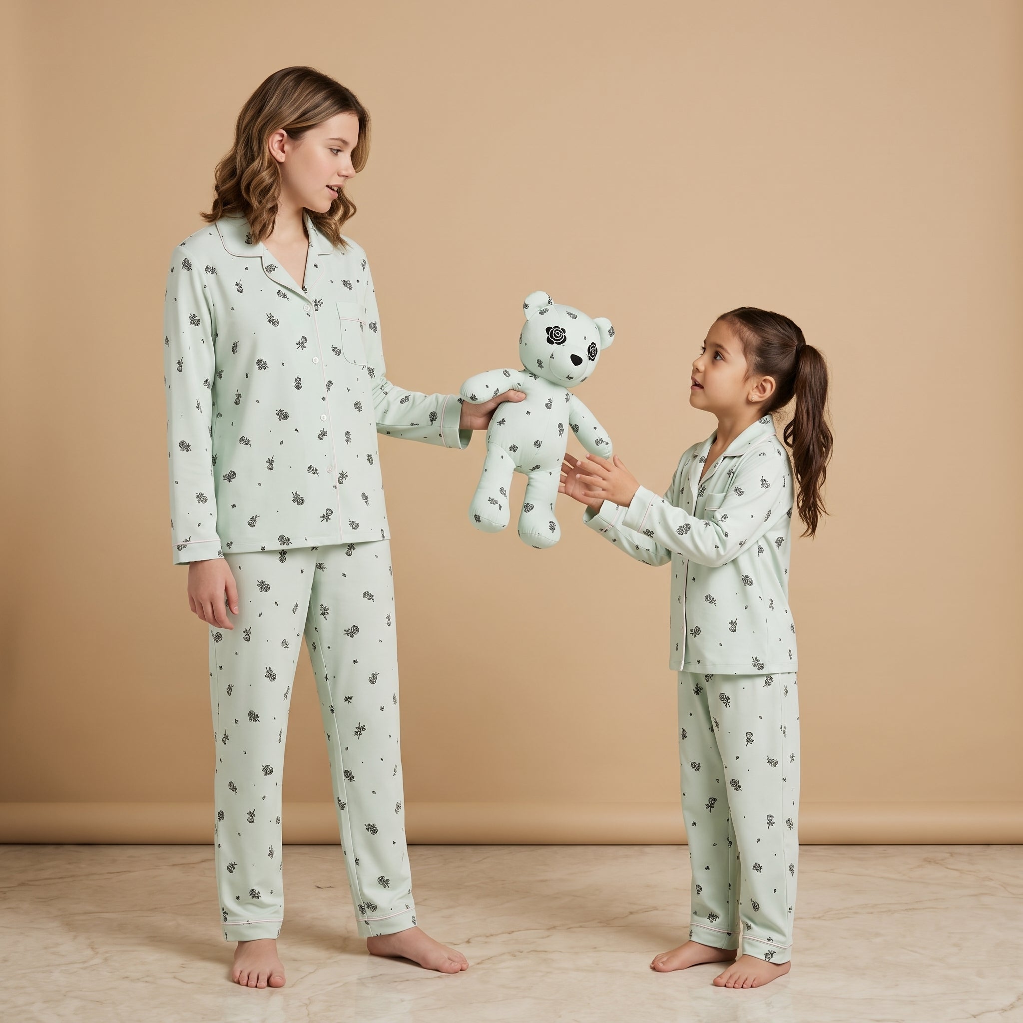 Kids L/S Pajamas 542230C